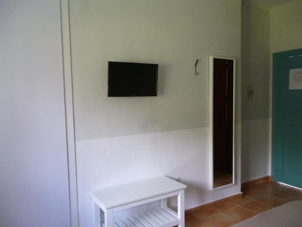 Hostal Las Cumbres 科尼尔-德拉弗龙特拉 外观 照片