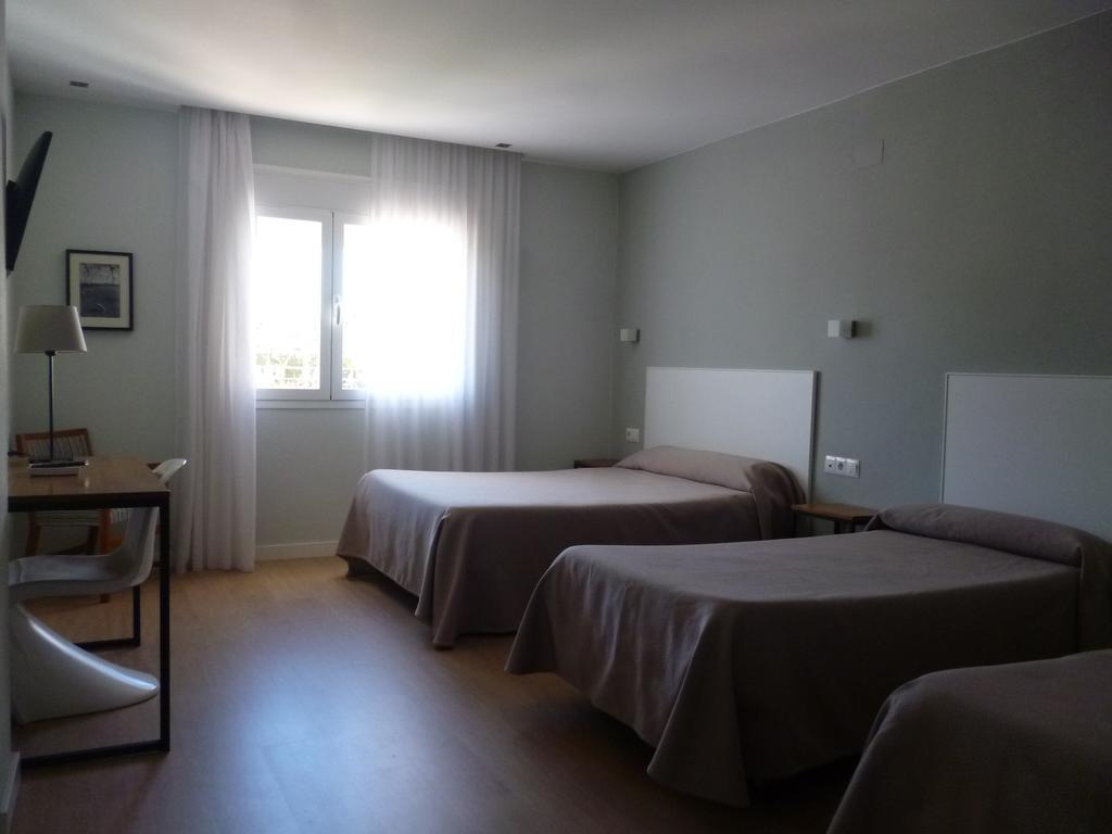 Hostal Las Cumbres 科尼尔-德拉弗龙特拉 外观 照片