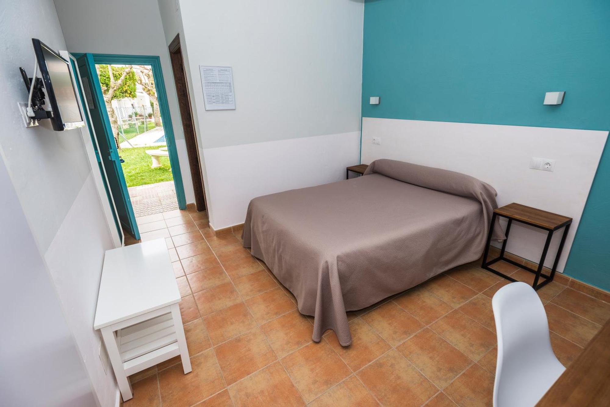 Hostal Las Cumbres 科尼尔-德拉弗龙特拉 外观 照片
