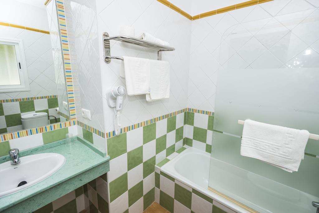 Hostal Las Cumbres 科尼尔-德拉弗龙特拉 外观 照片