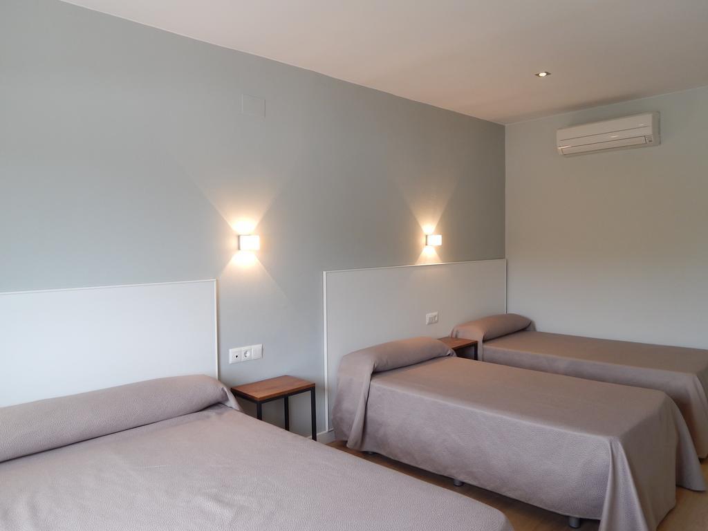 Hostal Las Cumbres 科尼尔-德拉弗龙特拉 外观 照片