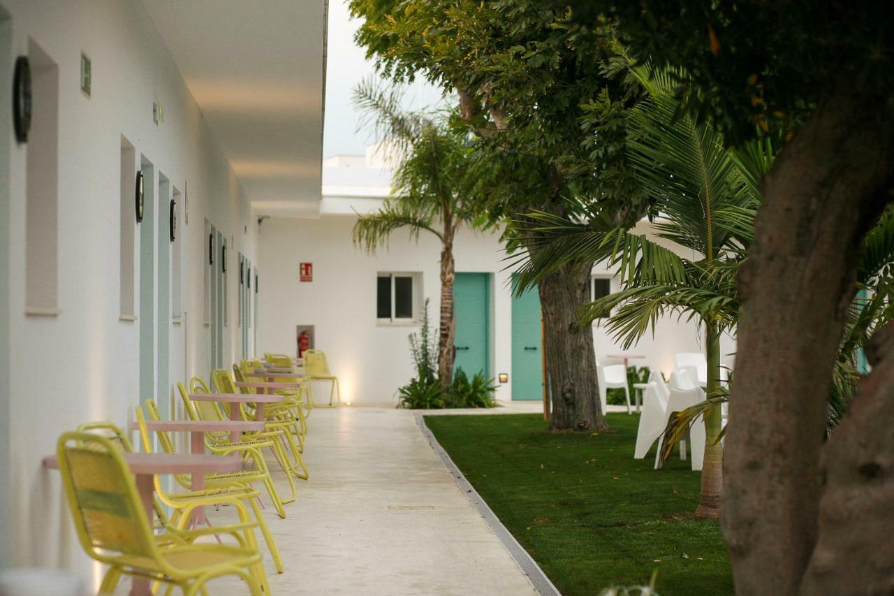 Hostal Las Cumbres 科尼尔-德拉弗龙特拉 外观 照片