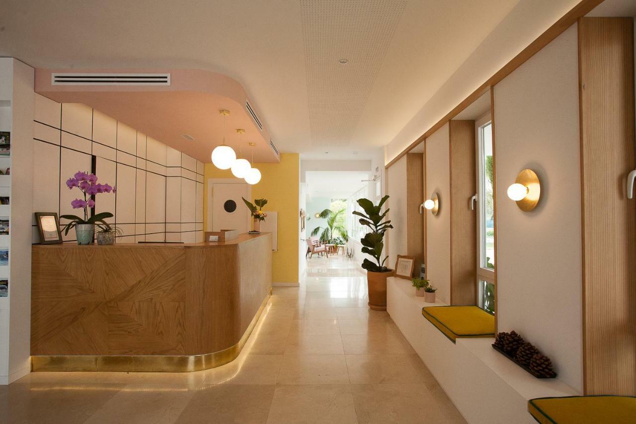 Hostal Las Cumbres 科尼尔-德拉弗龙特拉 外观 照片