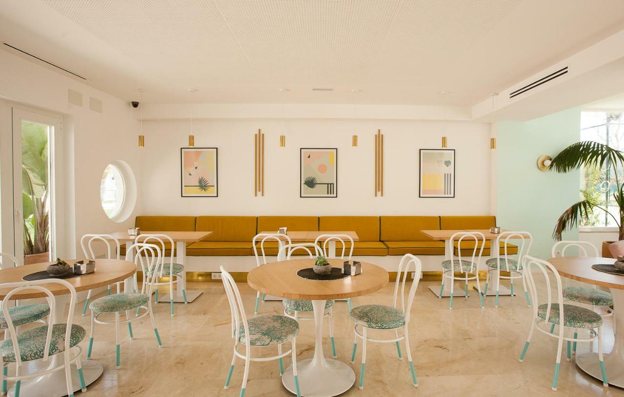 Hostal Las Cumbres 科尼尔-德拉弗龙特拉 外观 照片