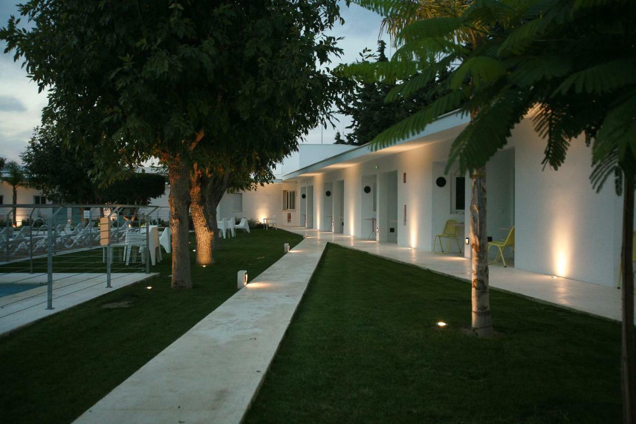 Hostal Las Cumbres 科尼尔-德拉弗龙特拉 外观 照片